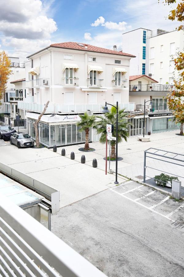 Appartamenti Diffusi Di Villa Fiorita Con Accesso Alle Piscine Della Struttura Principale Cattolica Exteriör bild
